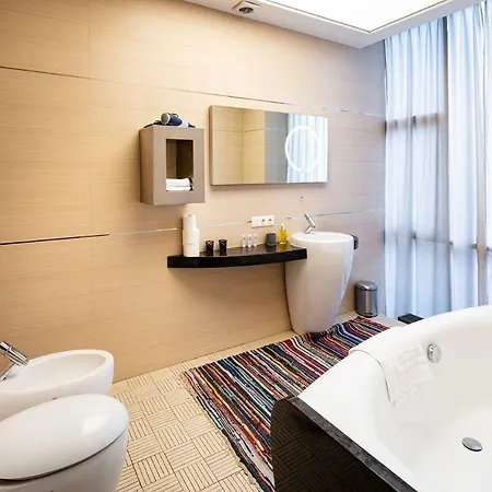 Old Luxury Studio Apartment Riga